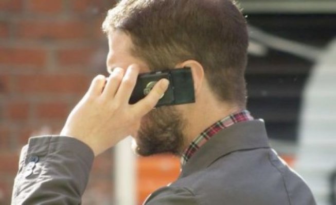 Scad tarifele de interconectare pentru telefonia mobilă